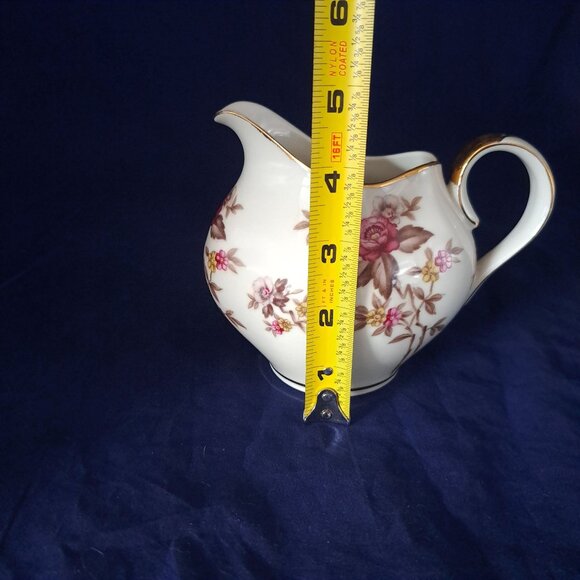 Vintage Norleans China Creamer Floral Pattern With Gold Trim - Picture 8 of 14